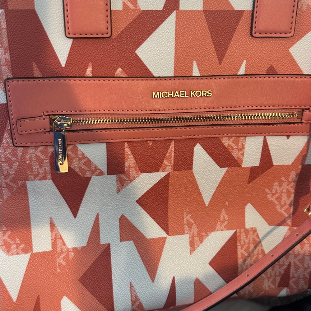 Michael Kors Coral and White MK Logo Tote - Picture 3 of 6